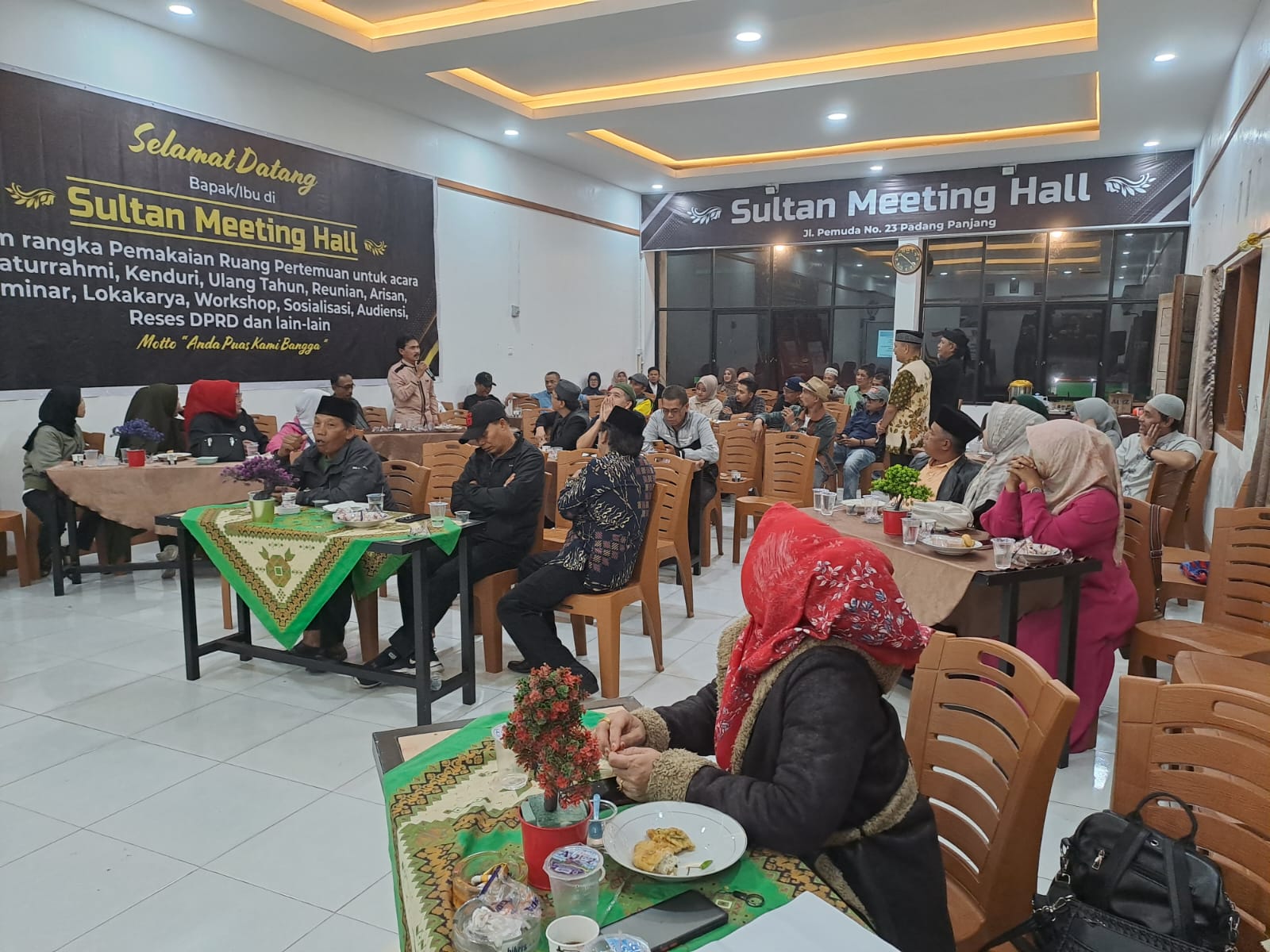 Ratusan petani Kota Padang Panjang, saat ikuti pelatihan di Sultan Meeting Hall Bancah Laweh, Senen (4/12/2023) kemaren.